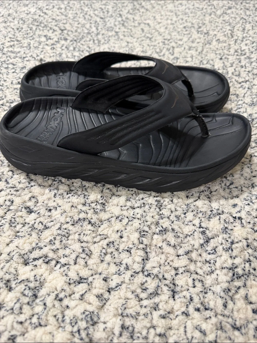 Hoka One One Men’s Black Thong Sandals